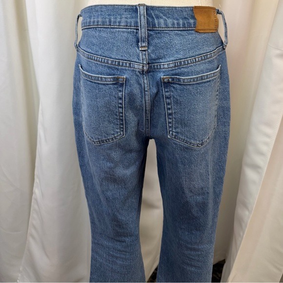 J. Crew ‘9” Demi-Boot Crop Jean’ in “Cedar” Wash Size 26 - Picture 9 of 16